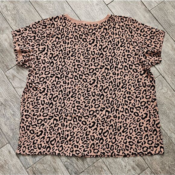 Torrid Brown and Black Cheetah Print Short Sleeve Shirt Size 3 - Picture 6 of 6